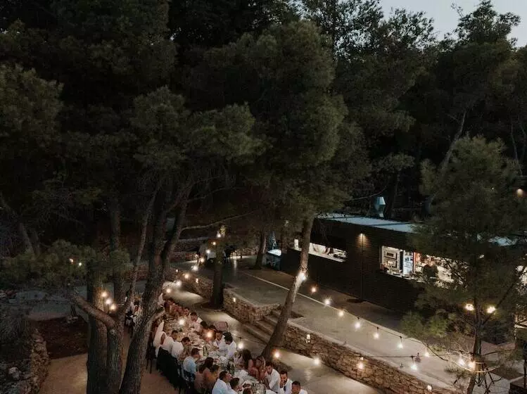 هتل Boutique Camping Bunja