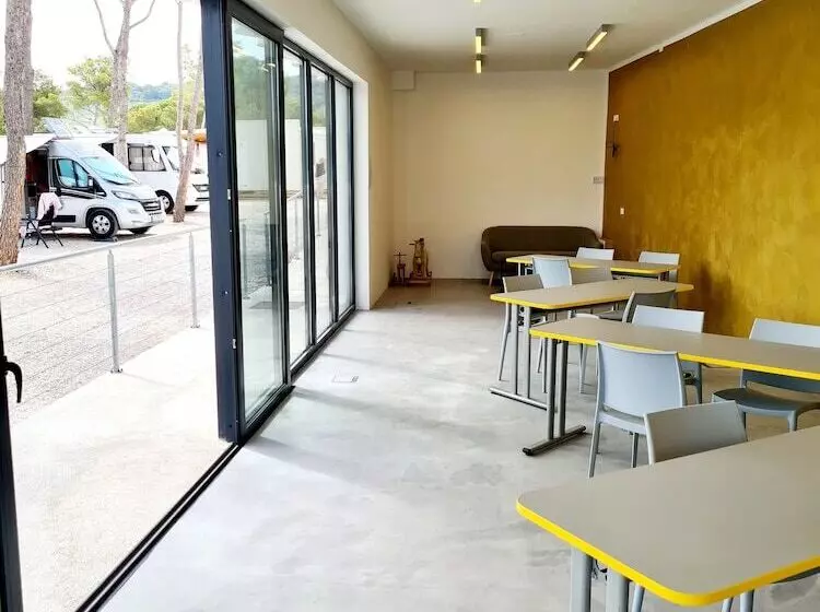 هتل Boutique Camping Bunja