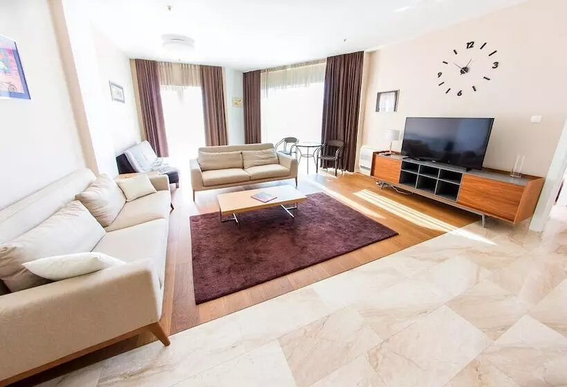 Lux Apartments Sunrior