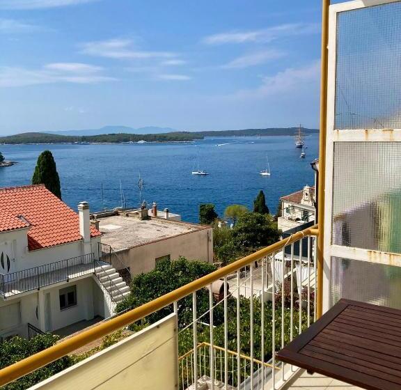 بنسيون Rooms Vinka Tudor