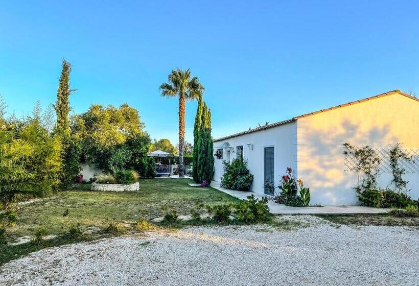 مبيت وإفطار Aigues Marines