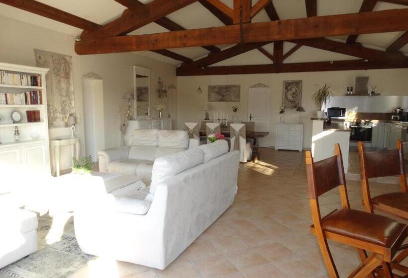 مبيت وإفطار Aigues Marines