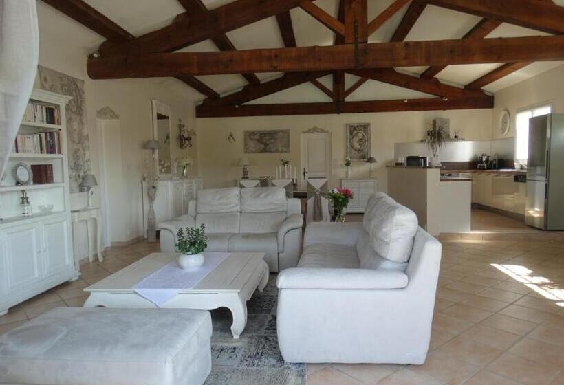 مبيت وإفطار Aigues Marines