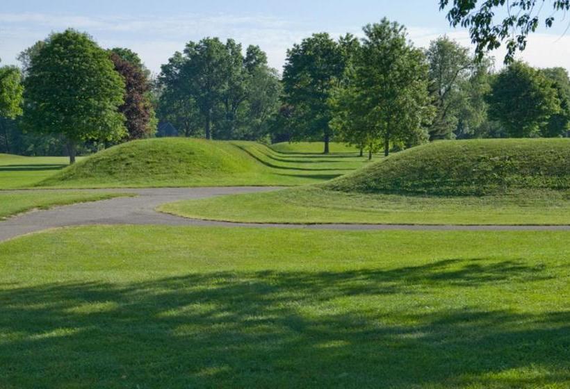 호텔 Holiday Inn Express & Suites Heath   Newark, An Ihg