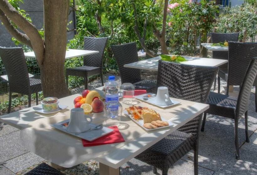 مبيت وإفطار Rione San Carlo