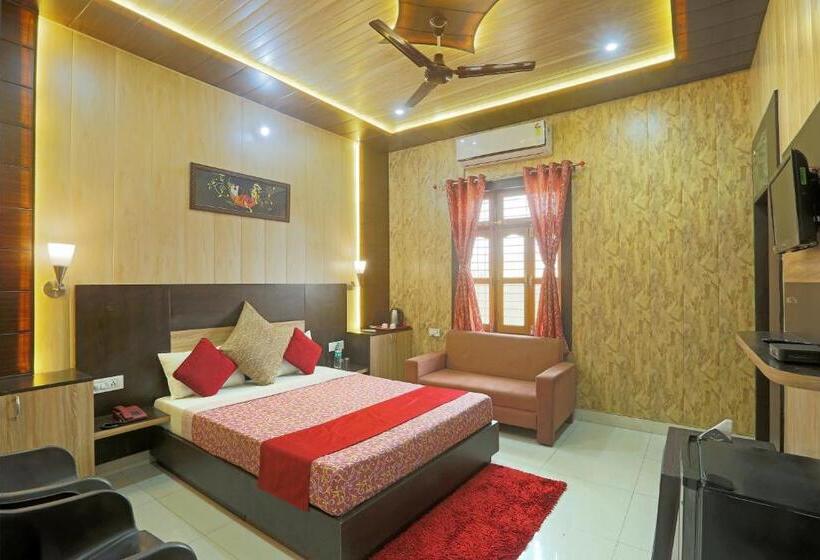 호텔 Bundeli Farm Resort & Banquet Orchha