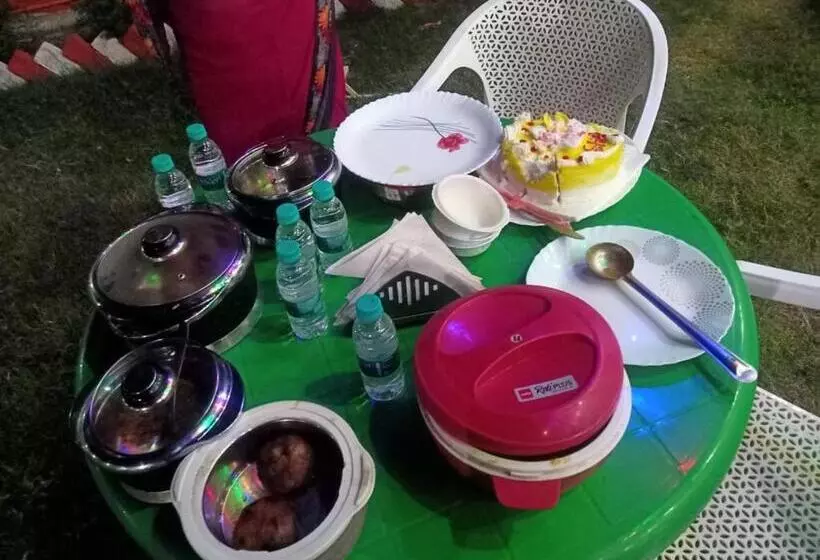 هتل Bundeli Farm Resort & Banquet Orchha