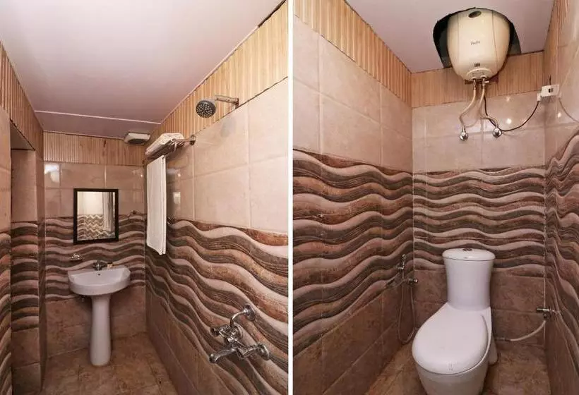 Hotelli Oyo 73188 Seven Ji Guest House