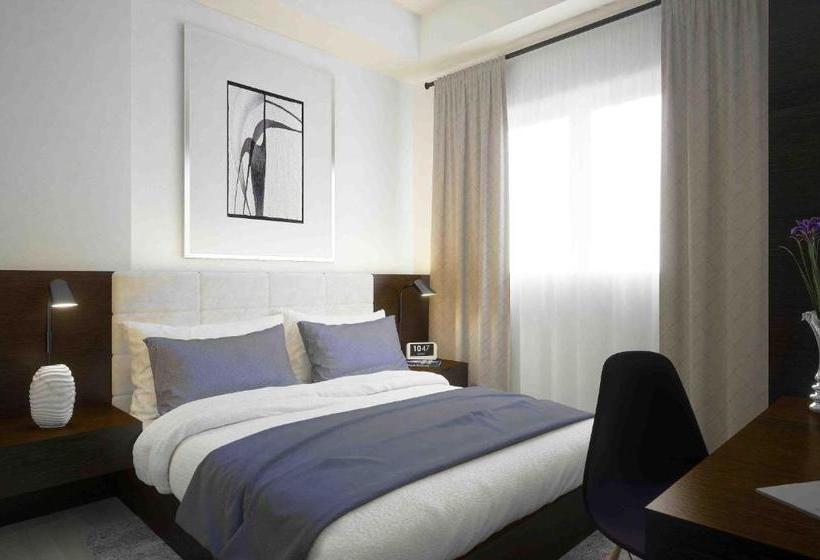 בית מלון כפרי White Knight Saint Anne Manila