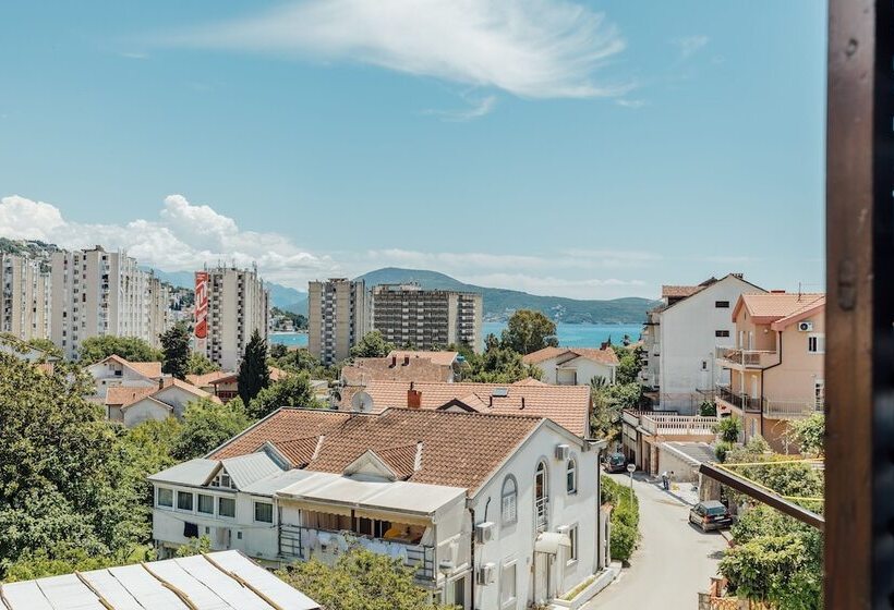 پانسیون Apartments Bonaca Igalo