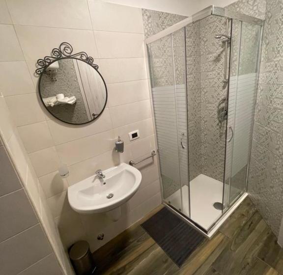 פנסיון Exclusive Rooms