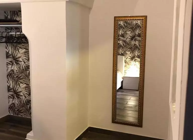 پانسیون Exclusive Rooms