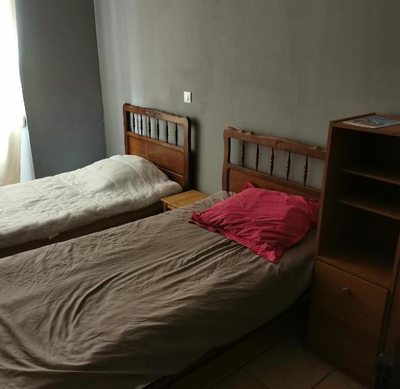 بنسيون Halte Au Chateau