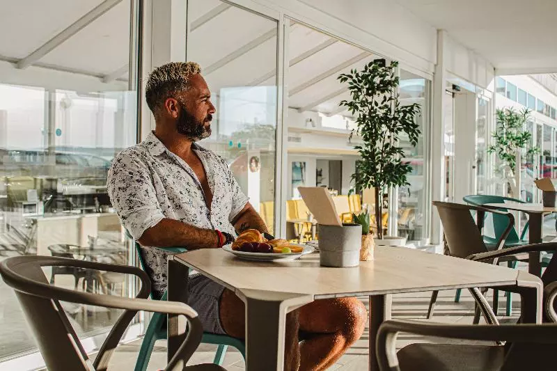 Apartamentos Playa Moreia