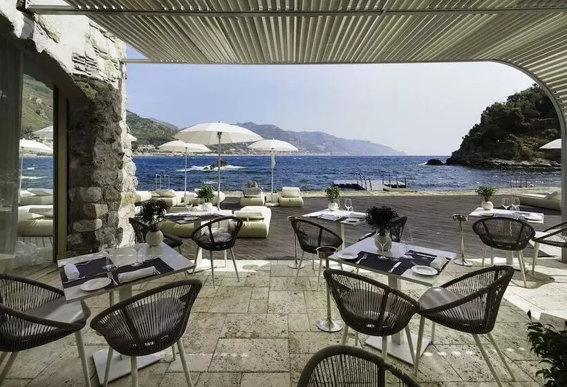 酒店 Atlantis Bay Vretreats