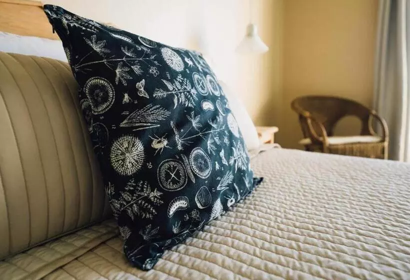 Hotelli Auberge Sur Mer