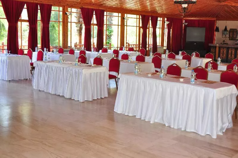 Club & Hotel Letoonia