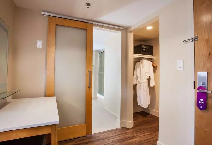 酒店 Coast Hillcrest