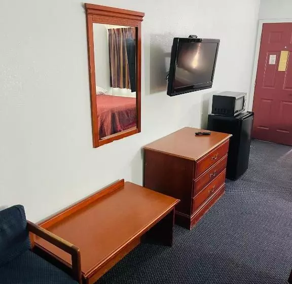 Отель Executive Inn