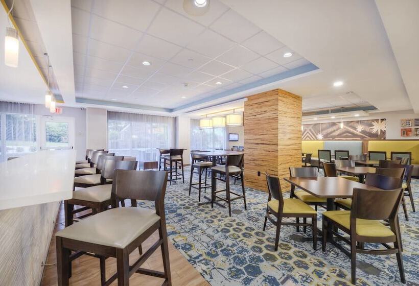 בית מלון כפרי Fairfield Inn & Suites By Marriott Winston Salem Downtown