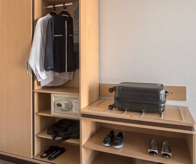 هتل Intercity Caxias Do Sul