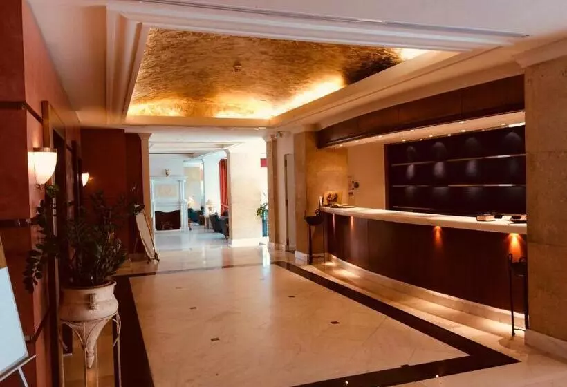 Отель Olympia Palace