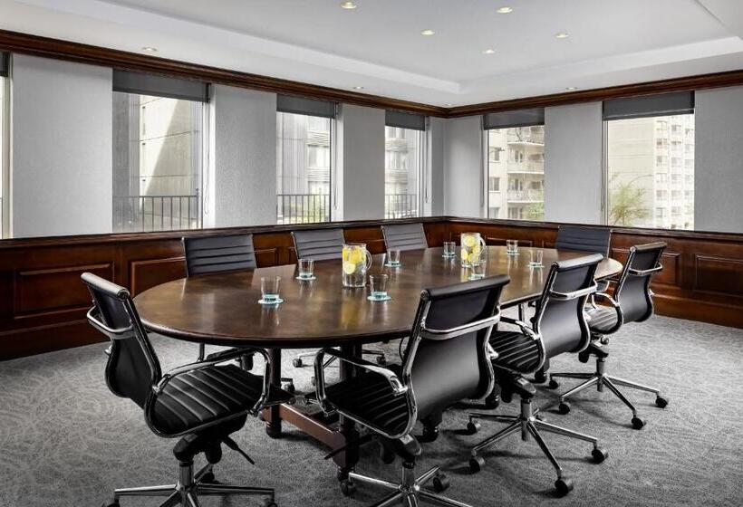 فندق Sens Høtel