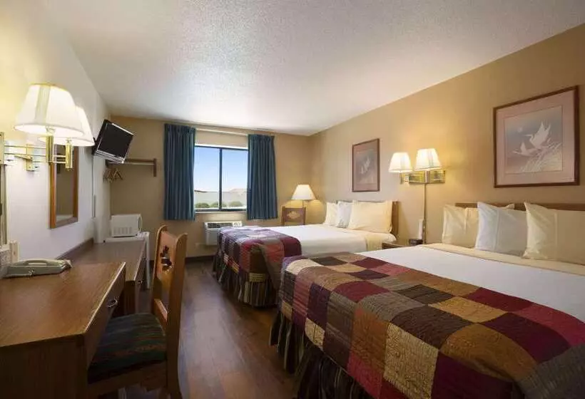 מוטל Super 8 By Wyndham Las Vegas