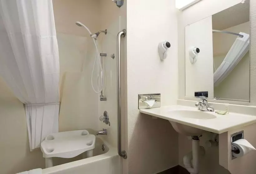 מוטל Super 8 By Wyndham Las Vegas