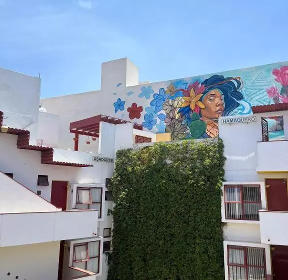 هتل Inmotega   Suites Tg
