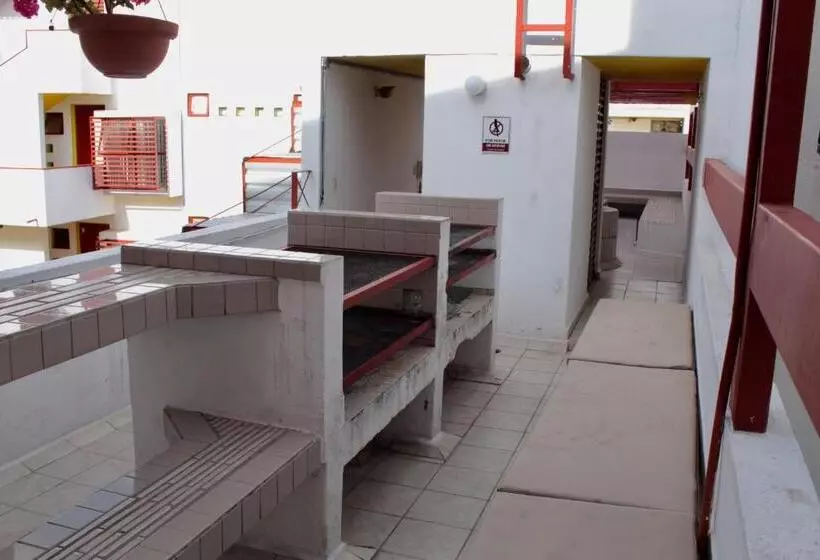 هتل Inmotega   Suites Tg