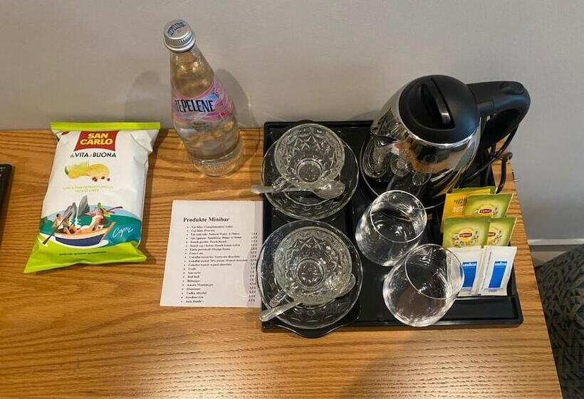 בית מלון כפרי Olive Ksamil