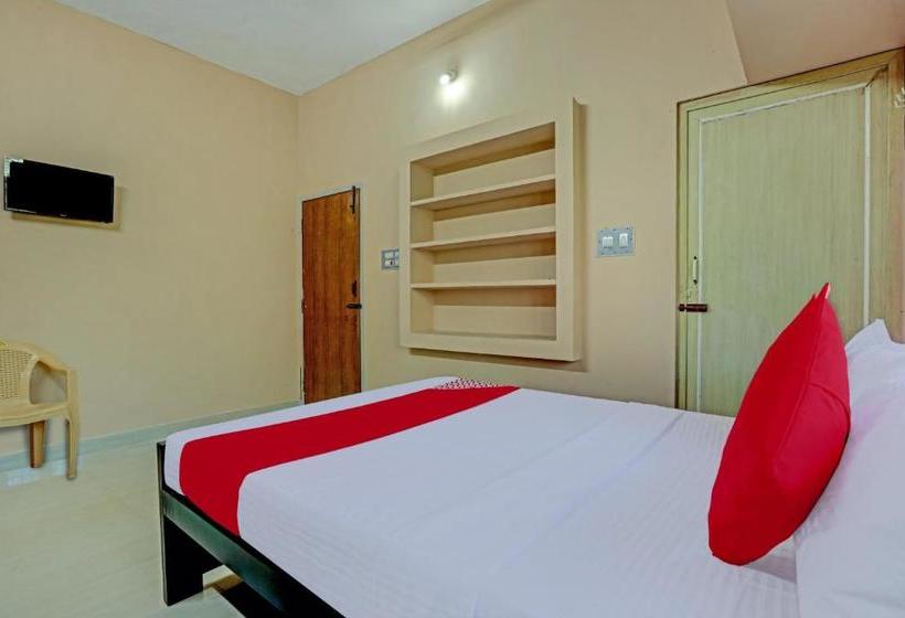 هتل Oyo 73891 Mansoor Lodge