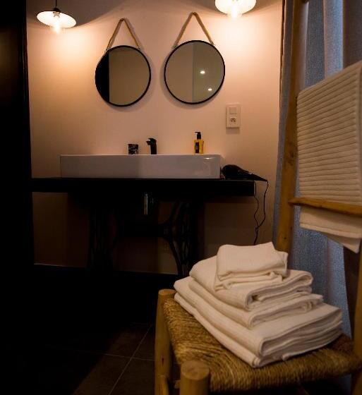 بنسيون La Petite Valise