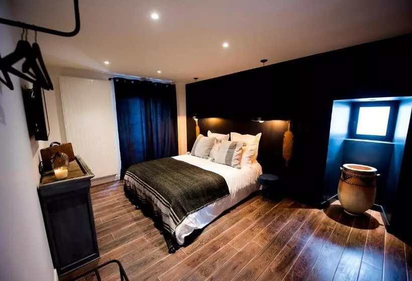 Majatalo La Petite Valise