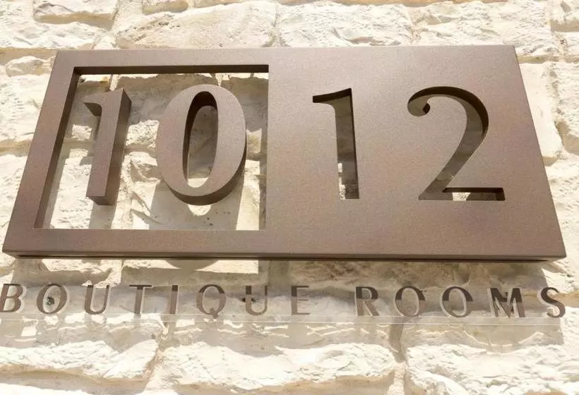 ベッドアンドブレックファースト Diecidodici Boutiquerooms