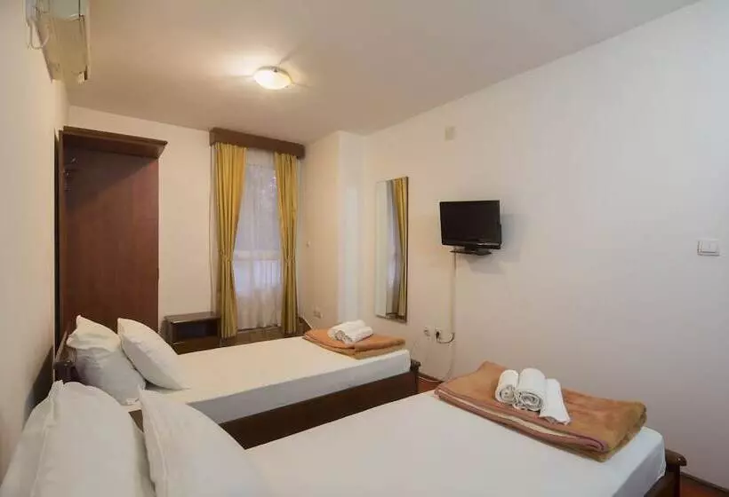 تختخواب و صبحانه Villa Ljubanovic