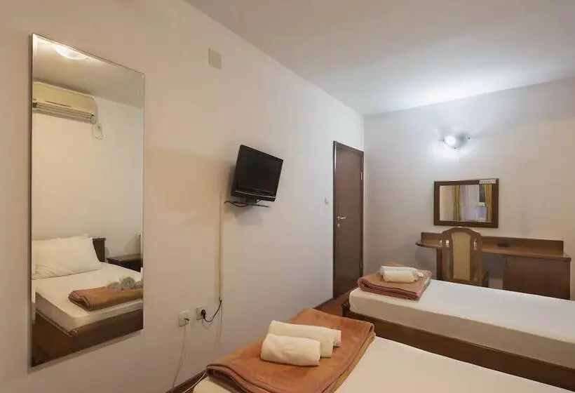تختخواب و صبحانه Villa Ljubanovic