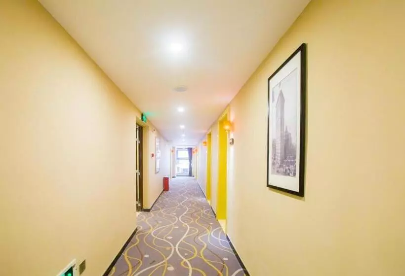 هتل 7days Premium Chongqing Jiangbei International Airport Lushan Light Rail Station Branch