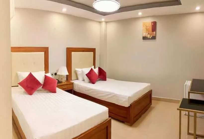 هتل Grand Luxury