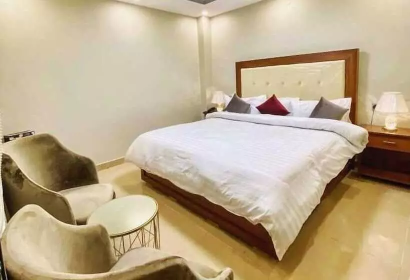 هتل Grand Luxury