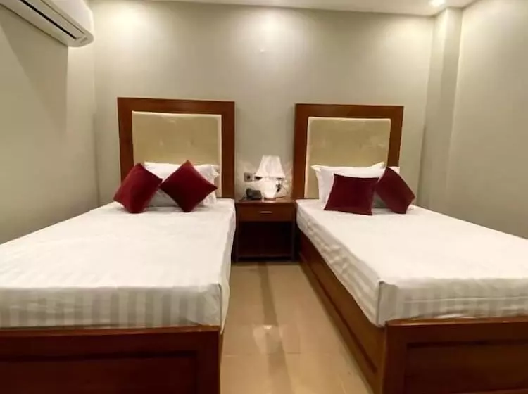 هتل Grand Luxury