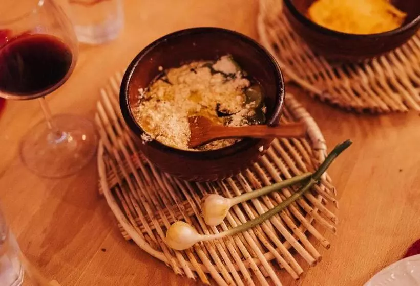 Hotelli Nëna Dashuri Agroturizëm