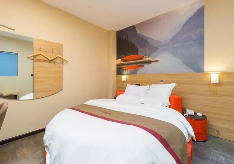 Thank Inn Chain Hotel Shanghai Songjiang District Yongfeng Road Store