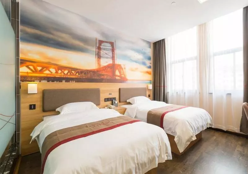 Thank Inn Chain Hotel Shanghai Songjiang District Yongfeng Road Store
