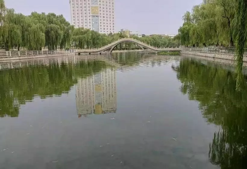 Hotelli 7days Inn Tai`an Feicheng Mountain Road