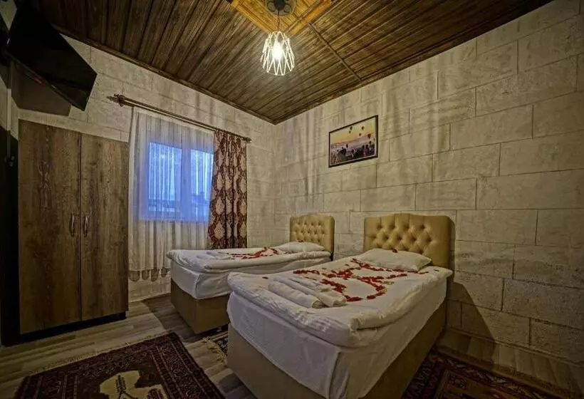 هتل Epoch Stone House