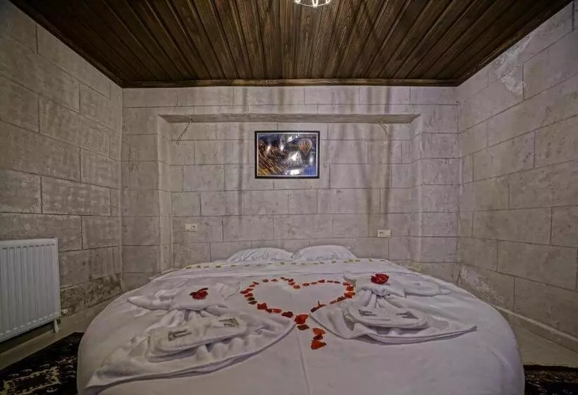 هتل Epoch Stone House