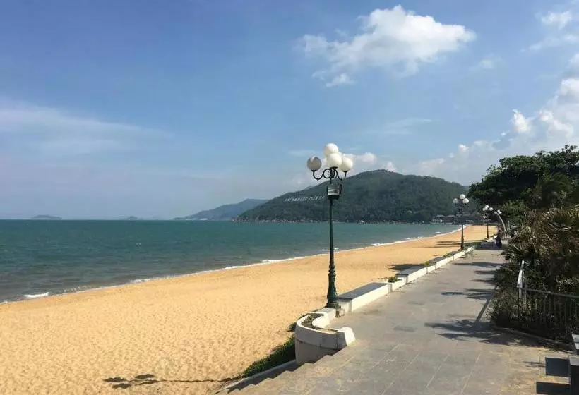 Hotelli Khách Sạn Bình Dương