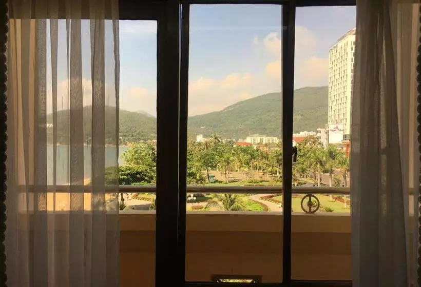 Hotelli Khách Sạn Bình Dương